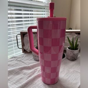 BrüMate Pink Checkered Tumbler 40oz